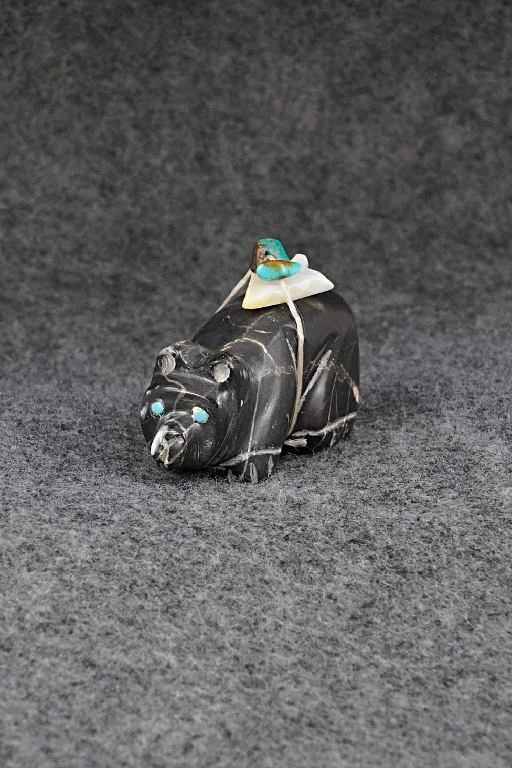 Bear Zuni Fetish Carving - Alexander Chavez