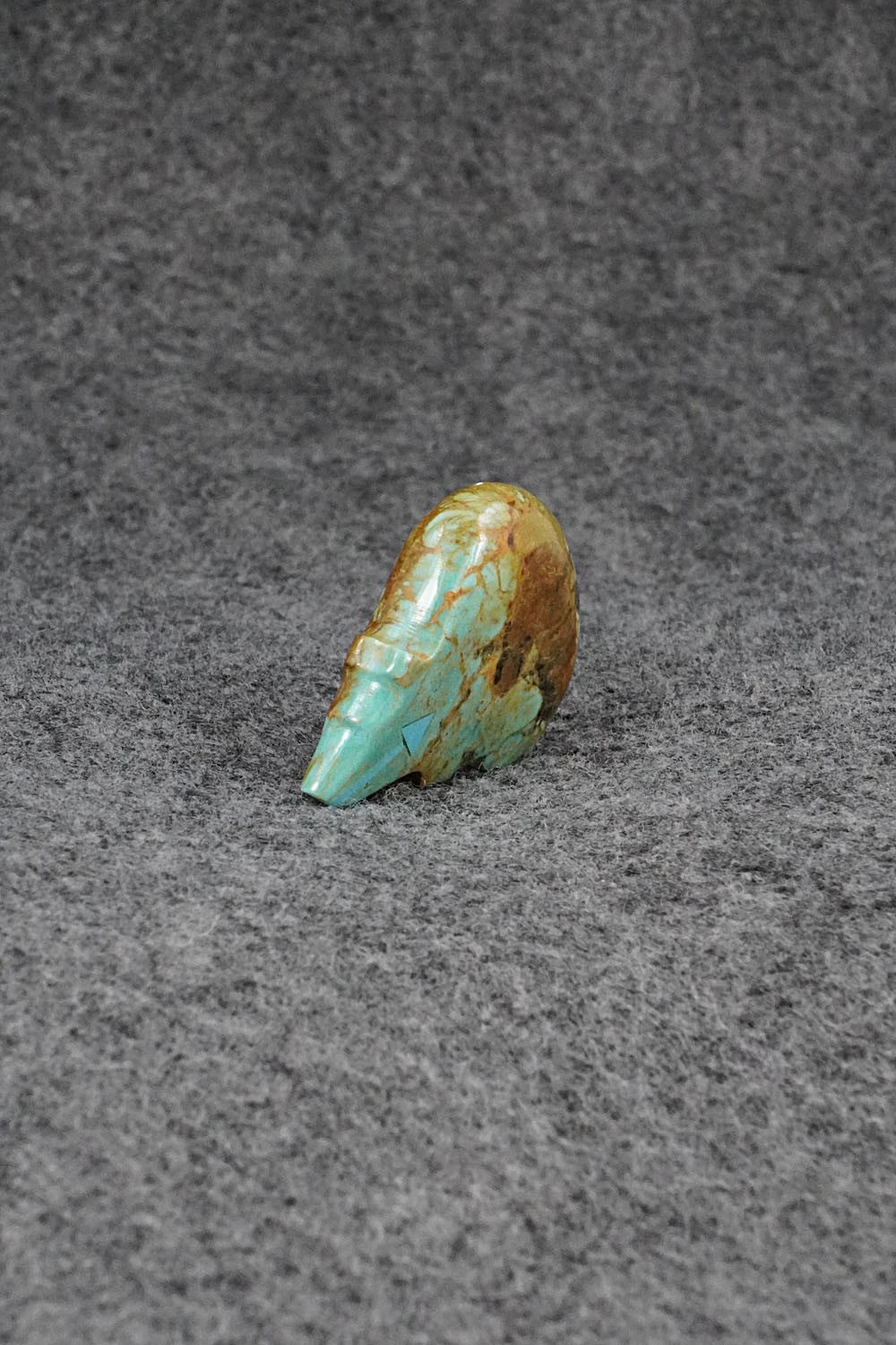 Bear Zuni Fetish Carving - Abby Quam Panteah