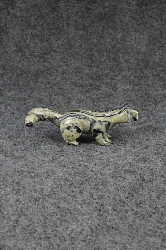 Mountain Lion Zuni Fetish Carving - Rosella Soseeah