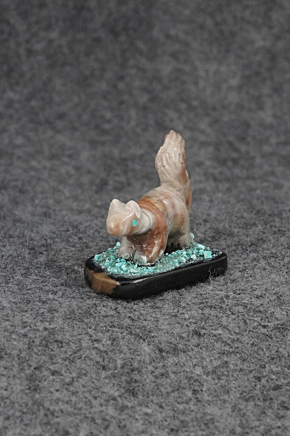 Squirrel Zuni Fetish Carving - Bryant Zunie