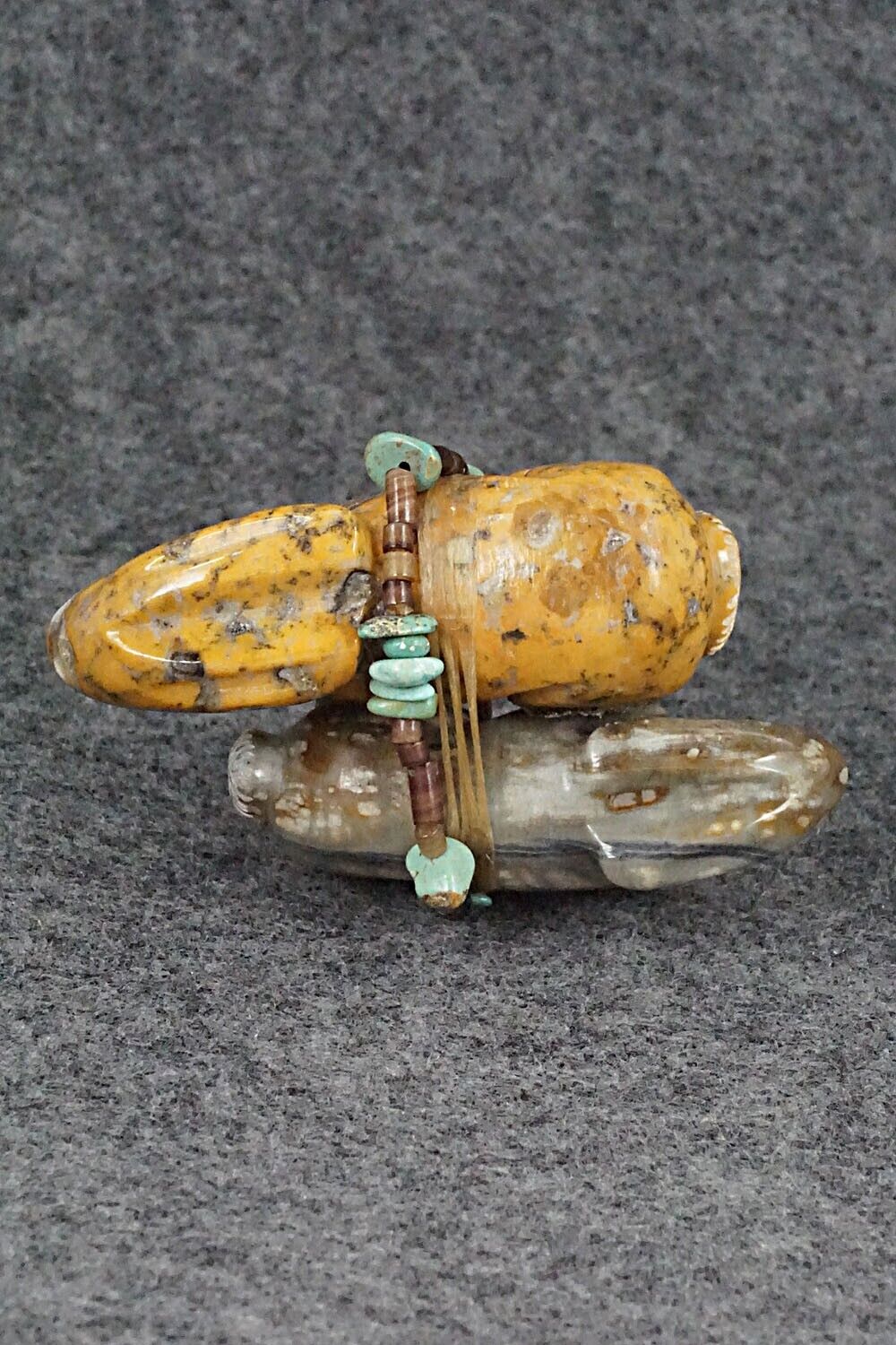 Rabbits Zuni Fetish Carving - Daisy Natewa