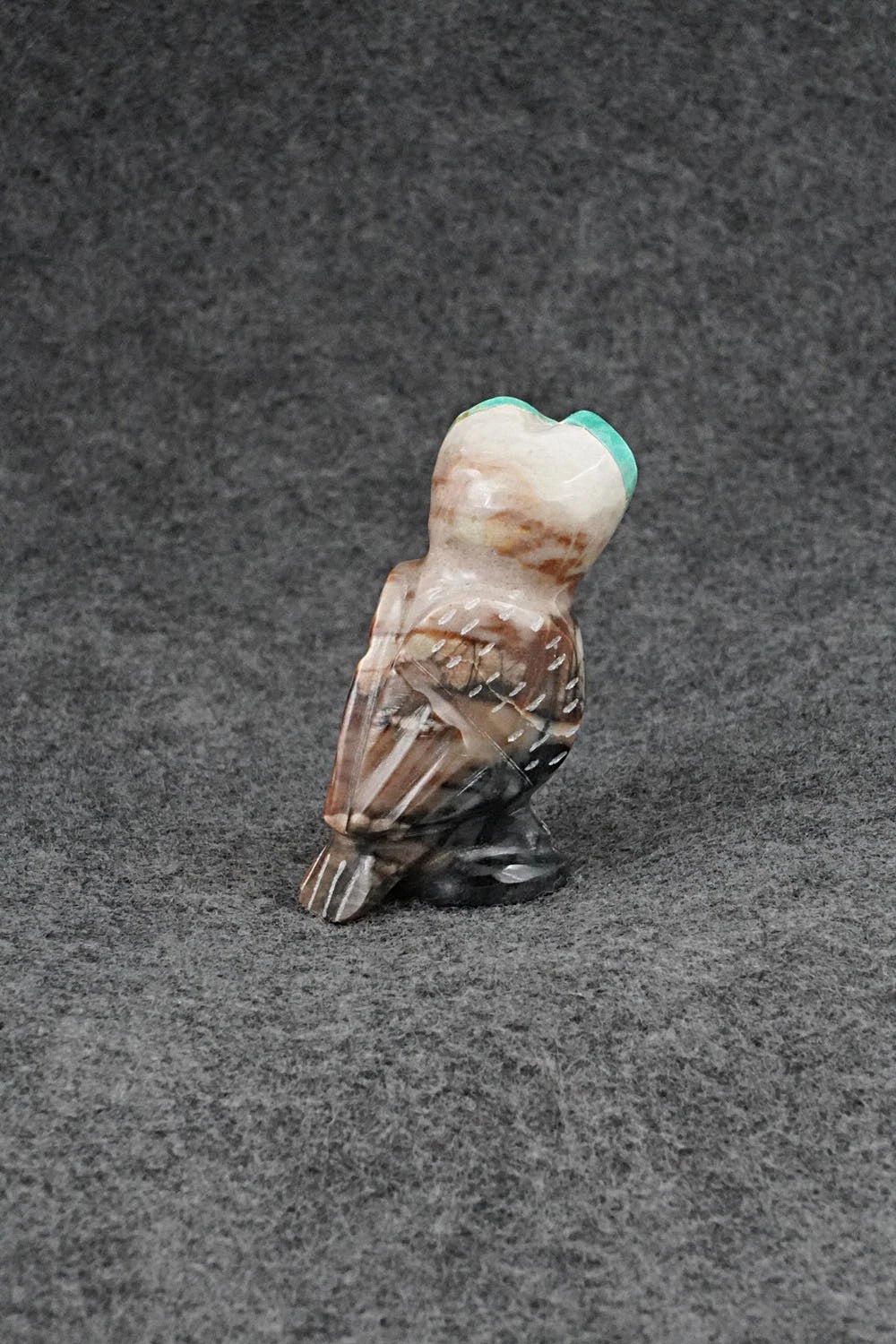 Owl Zuni Fetish Carving - Enrike Leekya