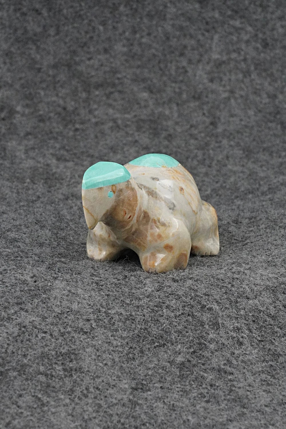 Turtle Zuni Fetish Carving - Enrike Leekya