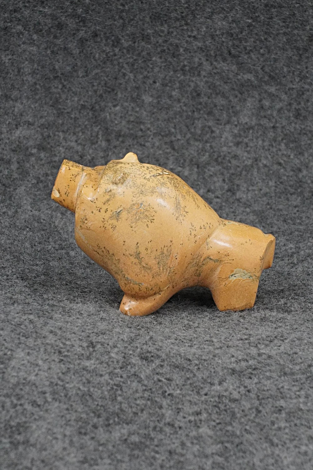 Lion Zuni Fetish Carving - Enrike Leekya