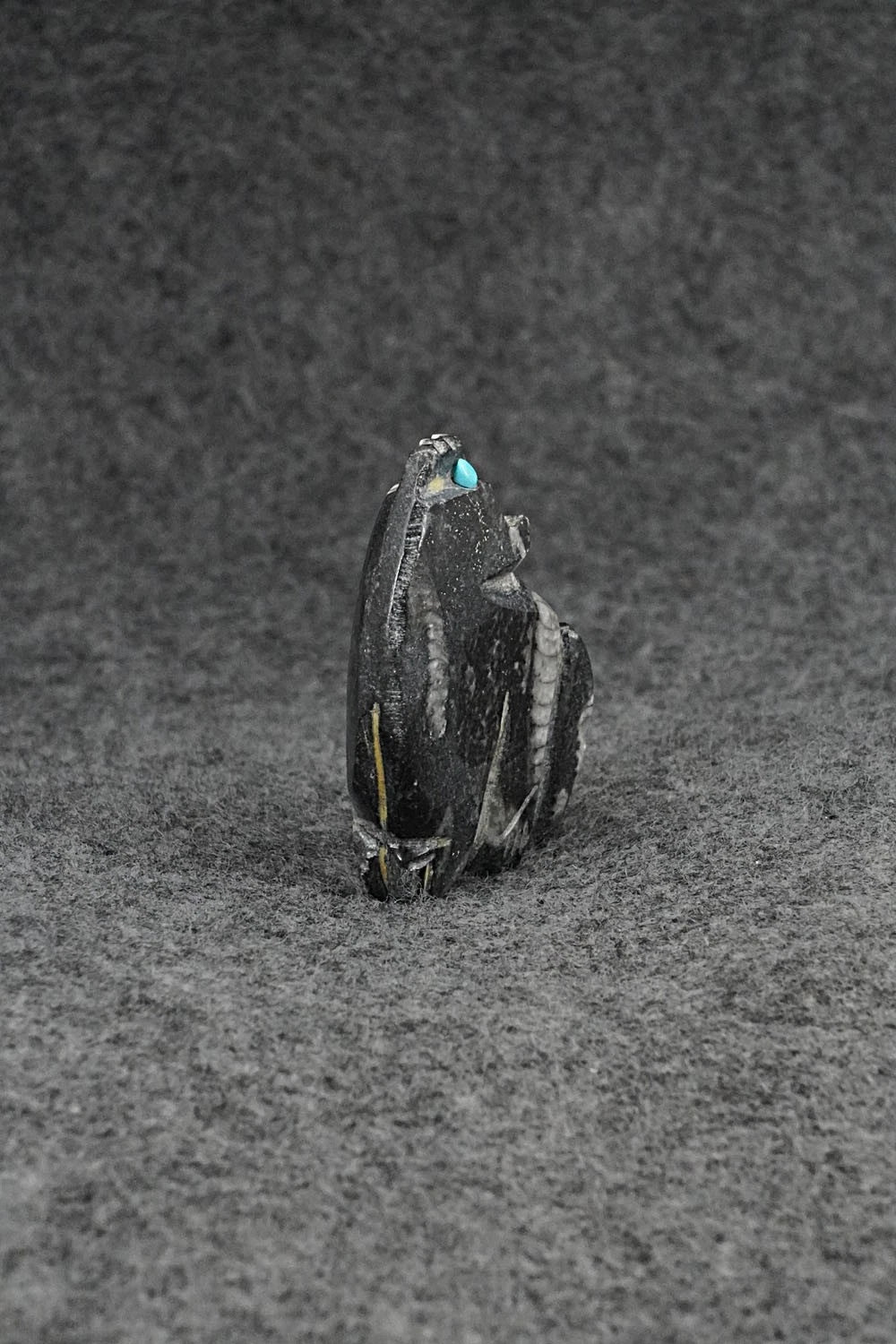 Wolf Zuni Fetish Carving - Danette Laate