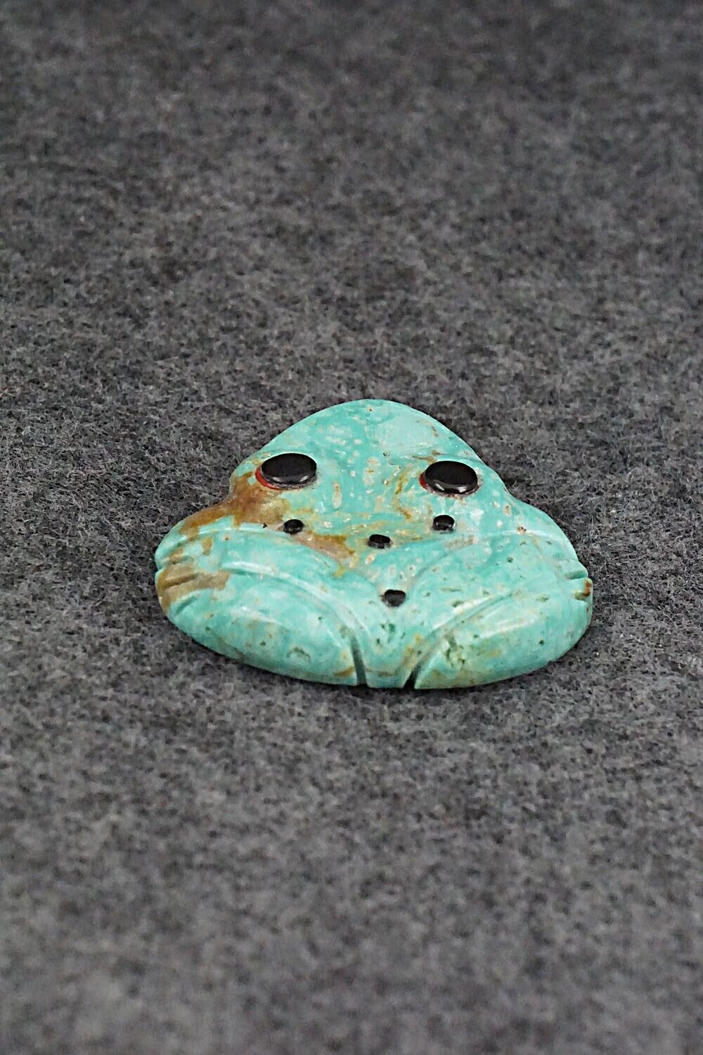 Frog Zuni Fetish Carving - Reynold Lunasee
