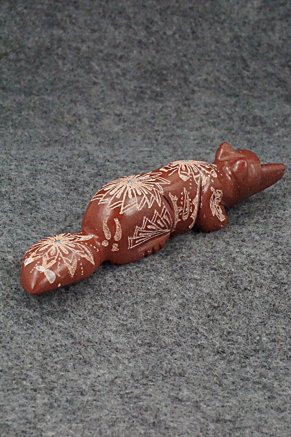 Wolf Zuni Fetish Carving - Adrian Cachini