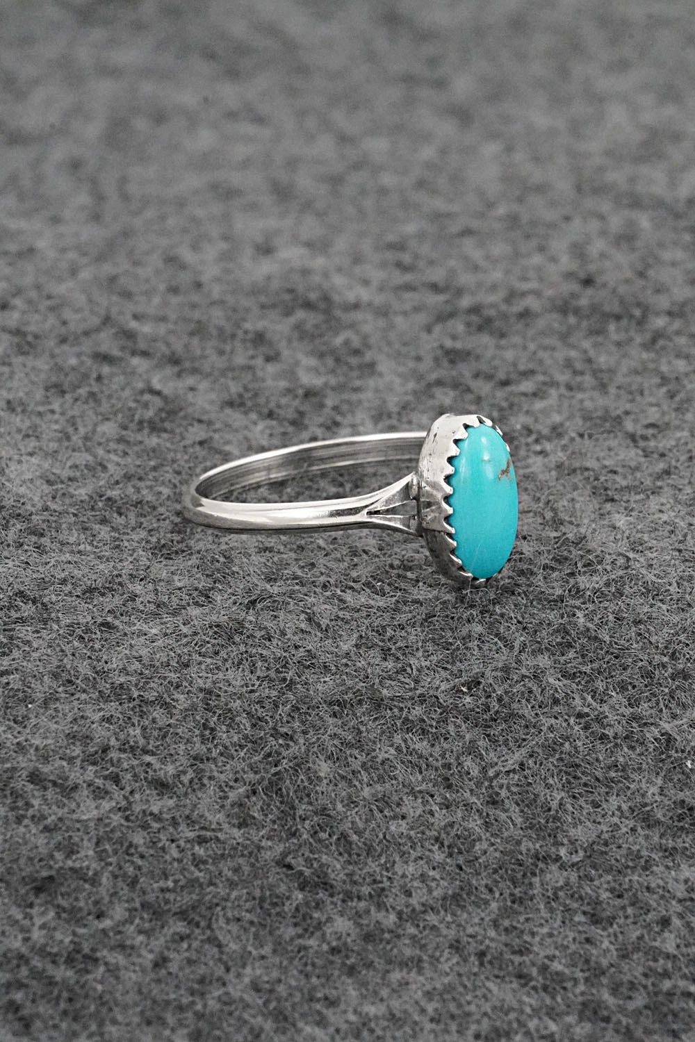 Turquoise & Sterling Silver Ring - Matthew Gordon - Size 8.75