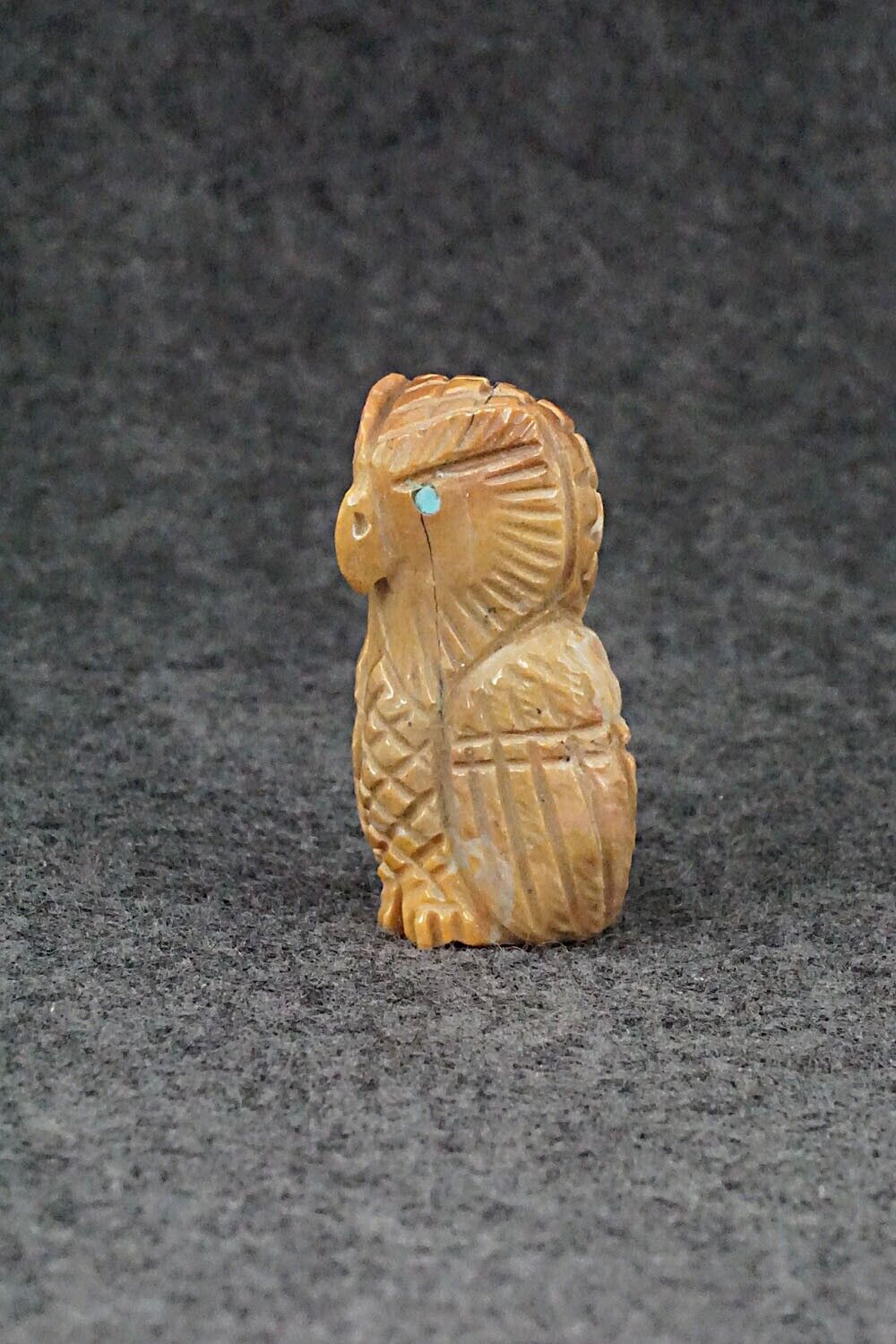 Owl Zuni Fetish Carving - Jonas Hustito