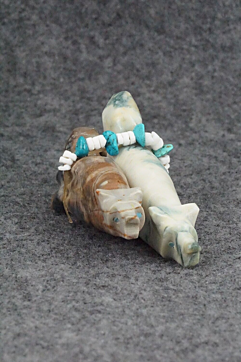 Wolf Pair Zuni Fetish Carving - Tim Lementino