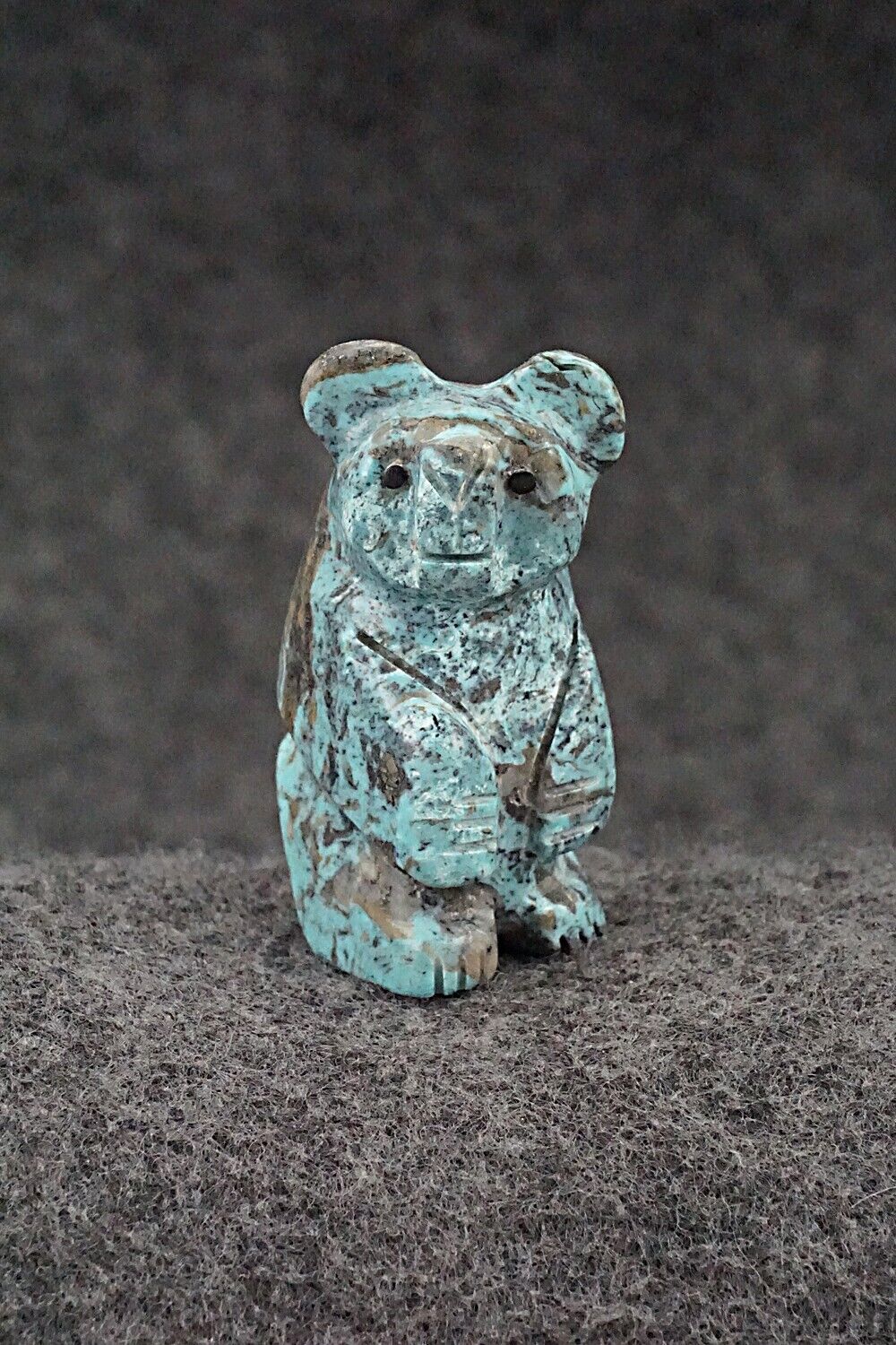 Bear Zuni Fetish Carving - Reynold Lunasee