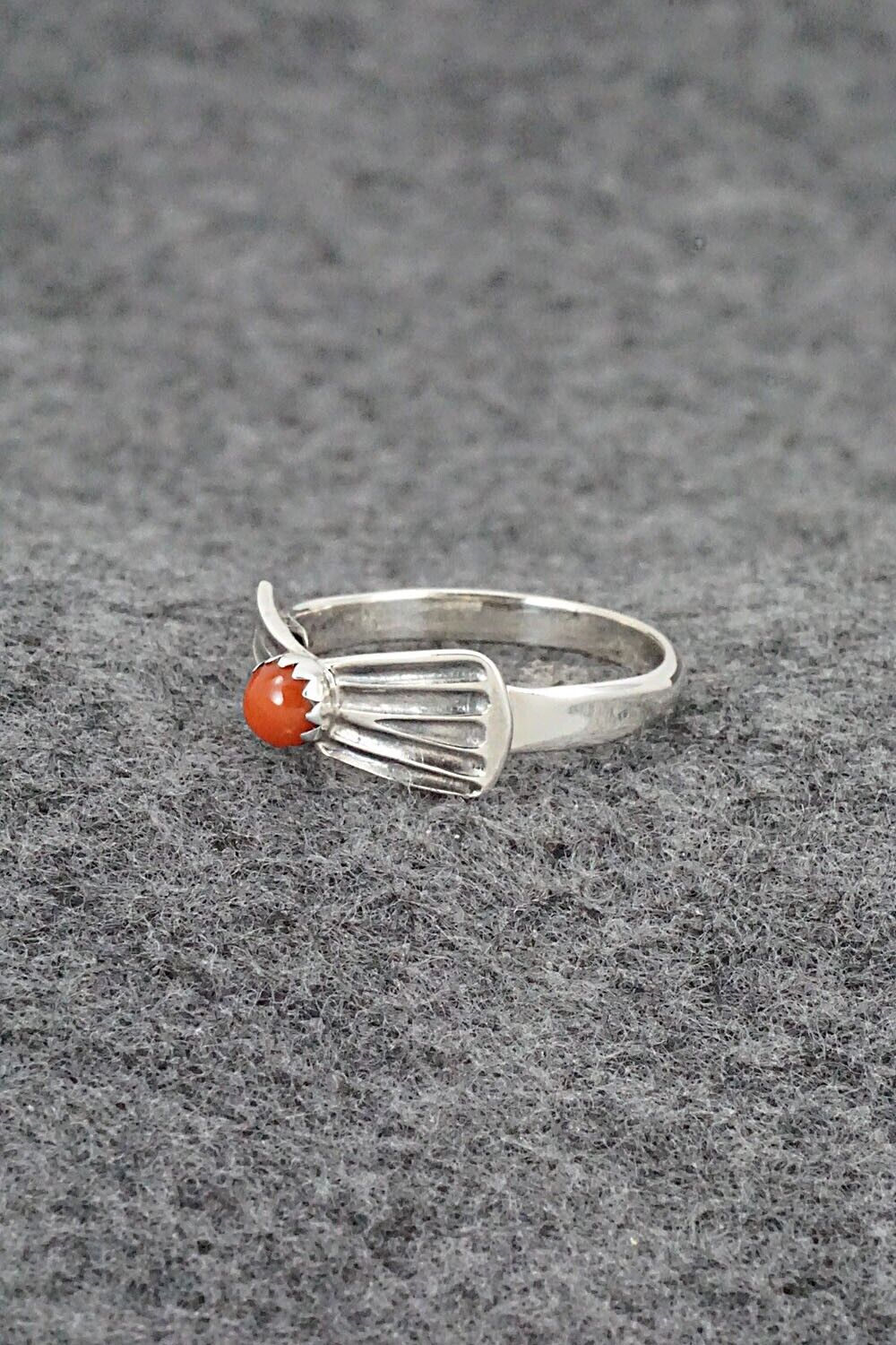 Coral and Sterling Silver Ring - Lee Shorty - Size 8.75