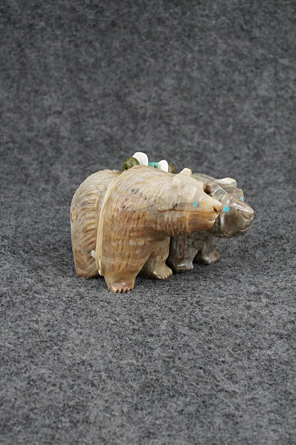 Bear Zuni Fetish Carving - Farlan & Paulette Quam