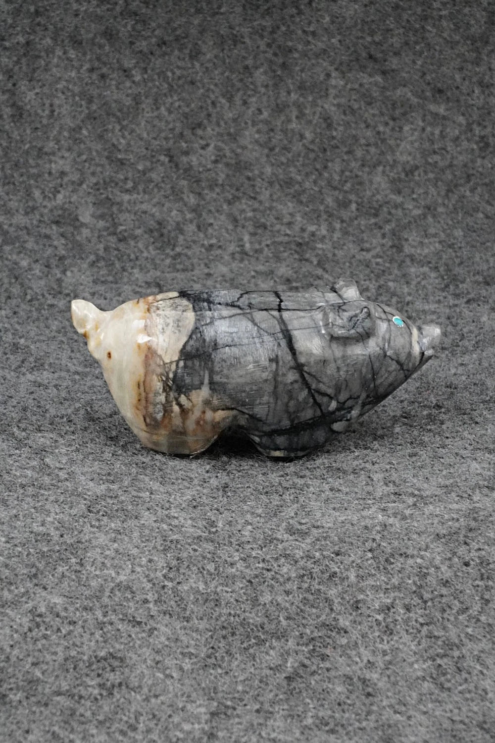 Pig Zuni Fetish Carving - Delvin Leekya
