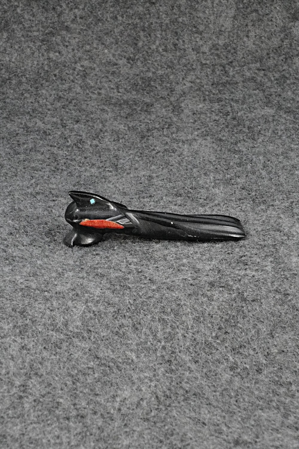 Crow Zuni Fetish Carving - Calvert Bowannie
