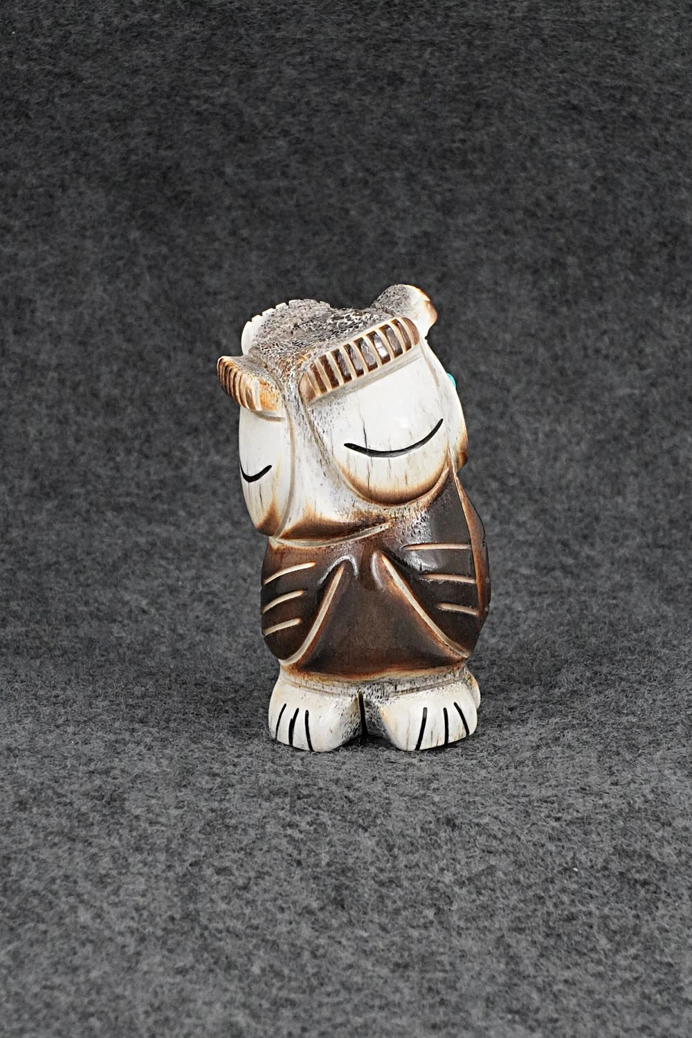 Owl Zuni Fetish Carving - Claudia Peina