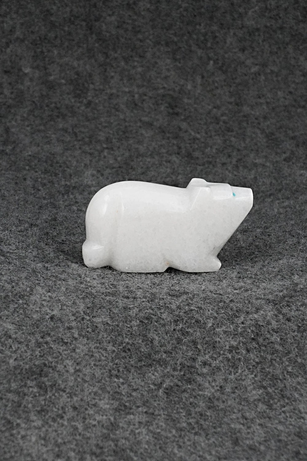 Fox Zuni Fetish Carving - Abby Quam Panteah