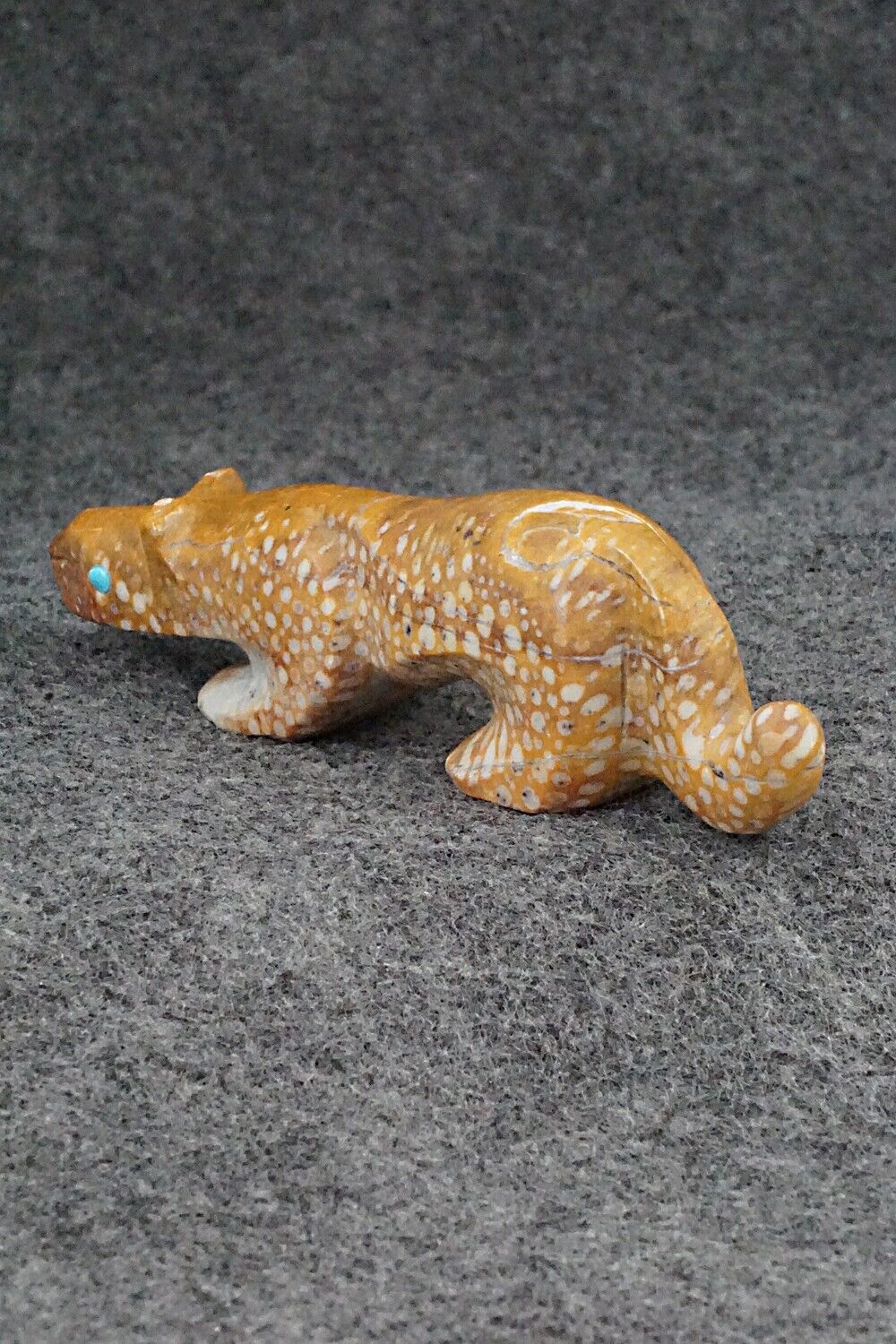 Mountain Lion Zuni Fetish Carving - Ronnie Lunasee