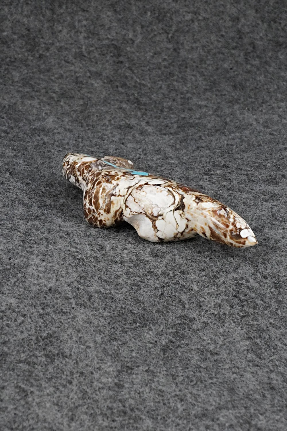 Badger Zuni Fetish Carving - Kenric Laiwakete