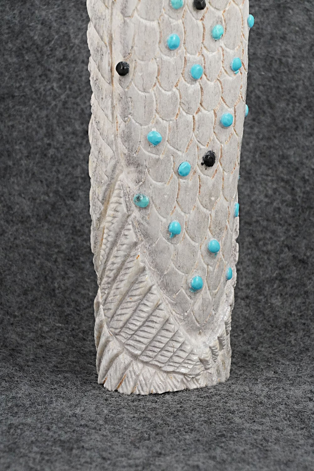Corn Maiden Zuni Fetish Carving - Garrick Weeka