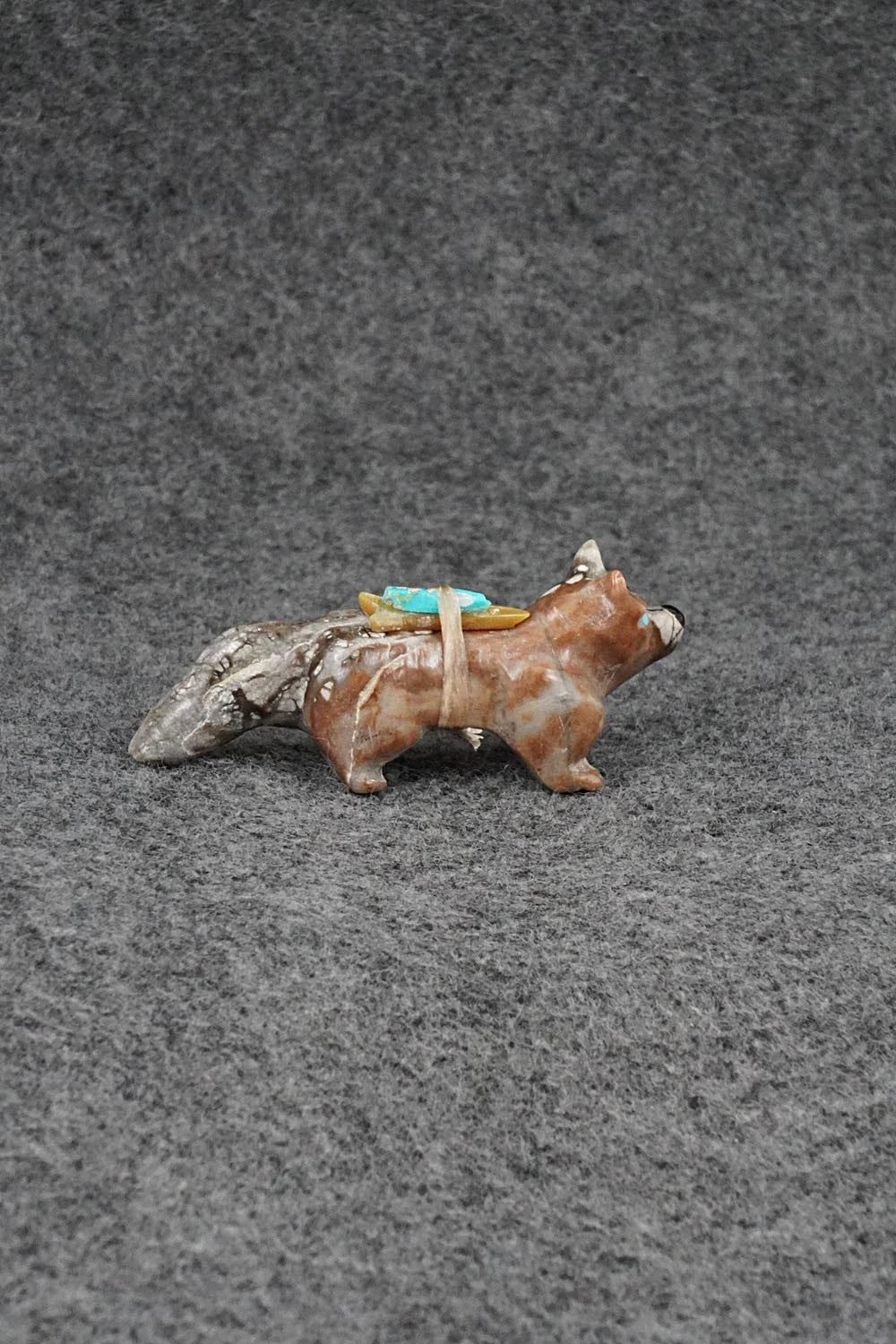 Wolf Zuni Fetish Carving - Freddie Leekya