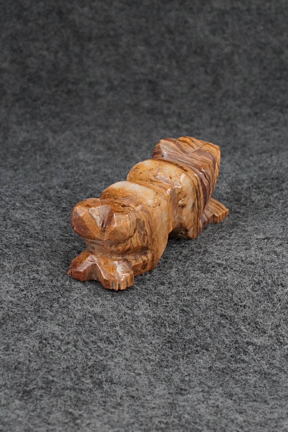 Mountain Lion Zuni Fetish Carving - Tony Mackel