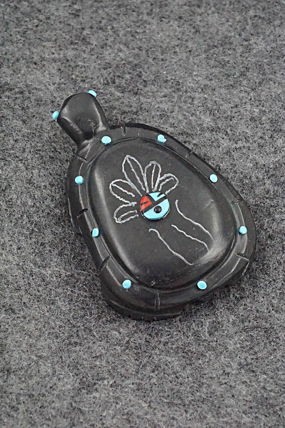 Turtle Zuni Fetish Carving - Danette Laate