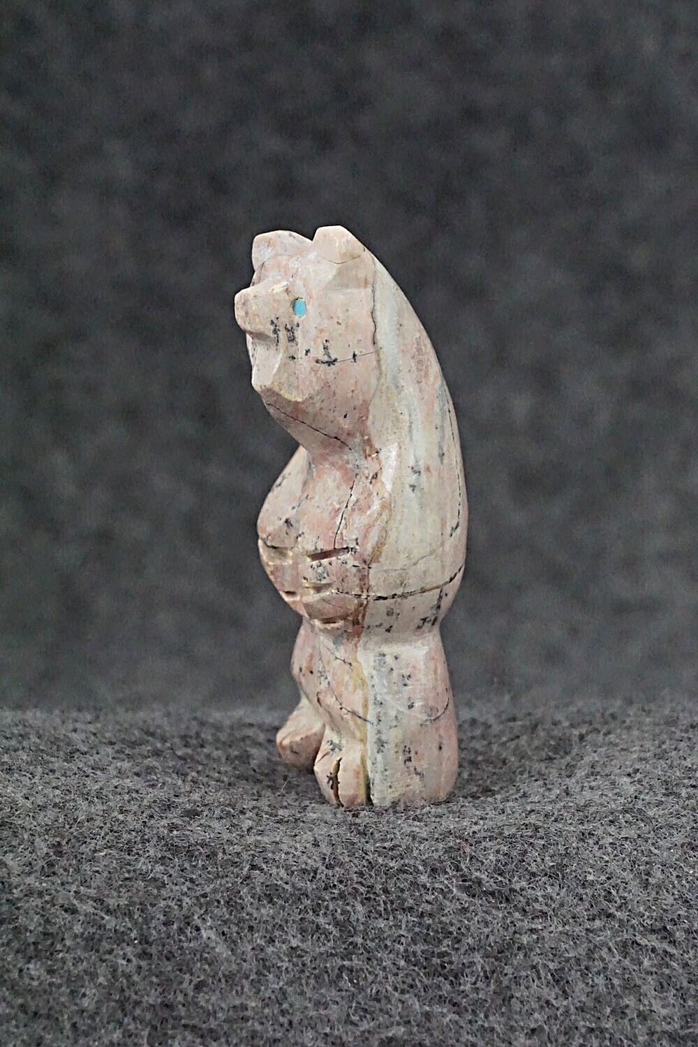 Bear Zuni Fetish Carving - Tim Lementino