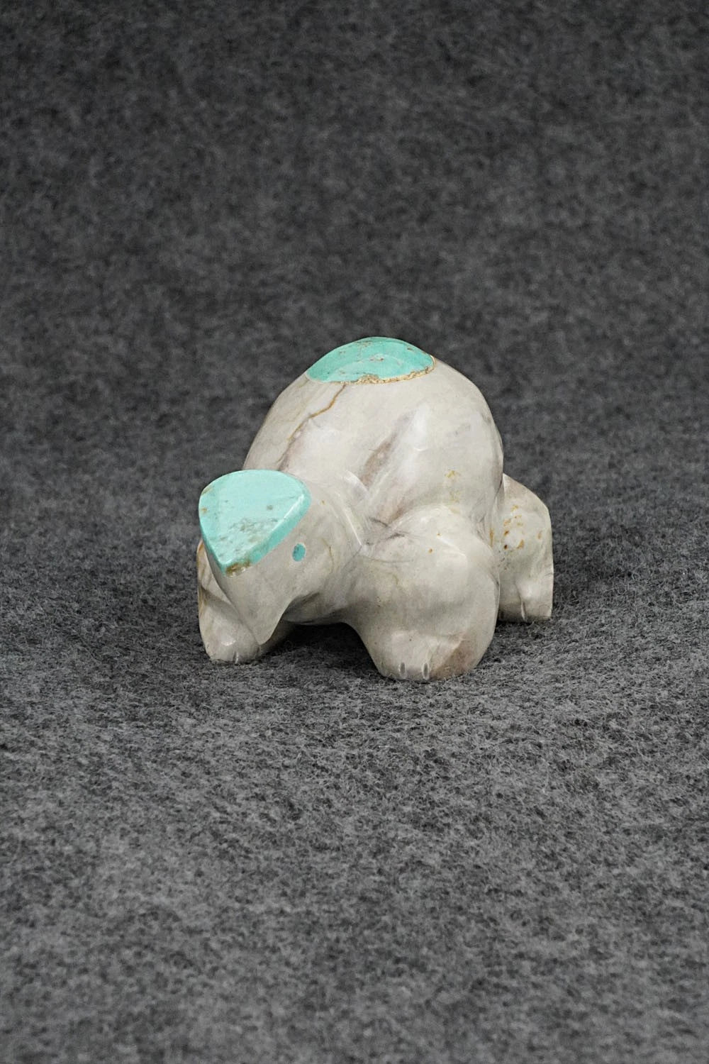 Turtle Zuni Fetish Carving - Enrike Leekya