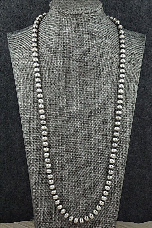 Dorinda Mariano Sterling Silver Navajo Pearl Necklace 30"