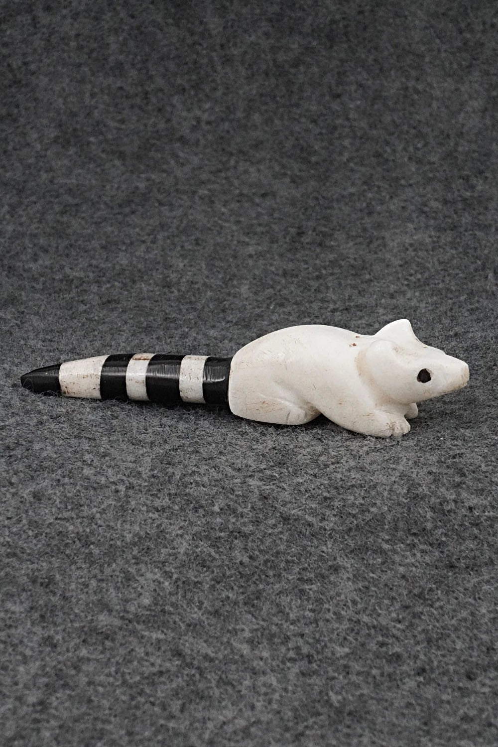 Raccoon Zuni Fetish Carving - Justin Red Elk