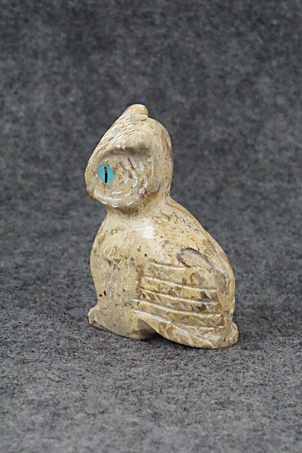 Owl Zuni Fetish Carving - Andres Lementino