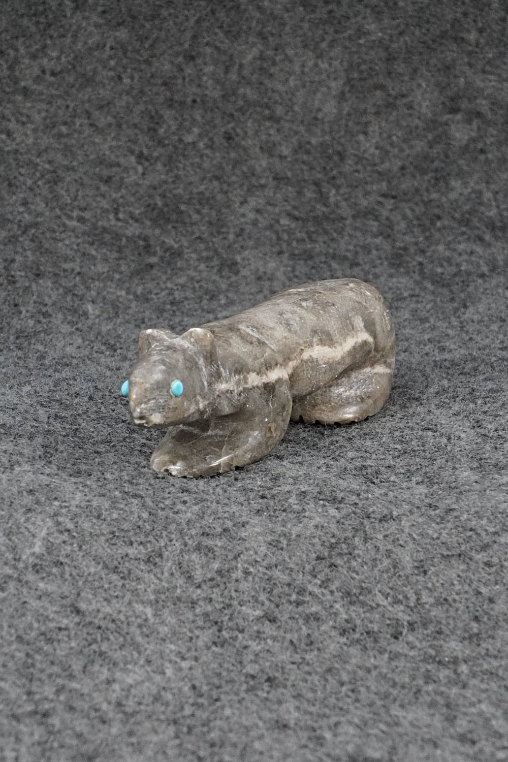 Mountain Lion Zuni Fetish Carving - Ronnie Lunasee