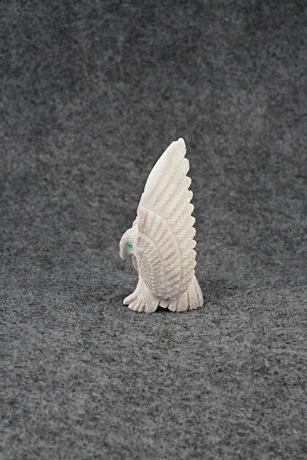 Eagle Zuni Fetish Carving - Justin Hustito