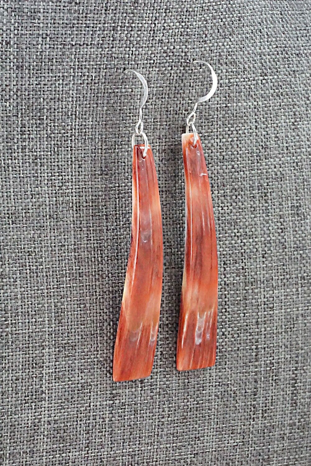 Spiny Oyster & Sterling Silver Earrings - Jesus Espino