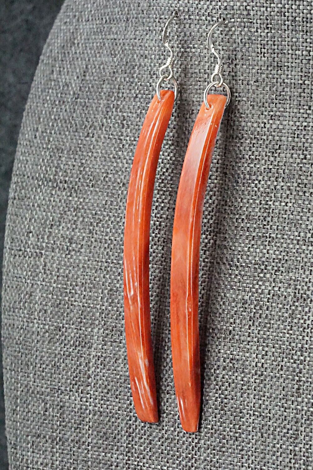 Spiny Oyster & Sterling Silver Earrings - Jesus Espino