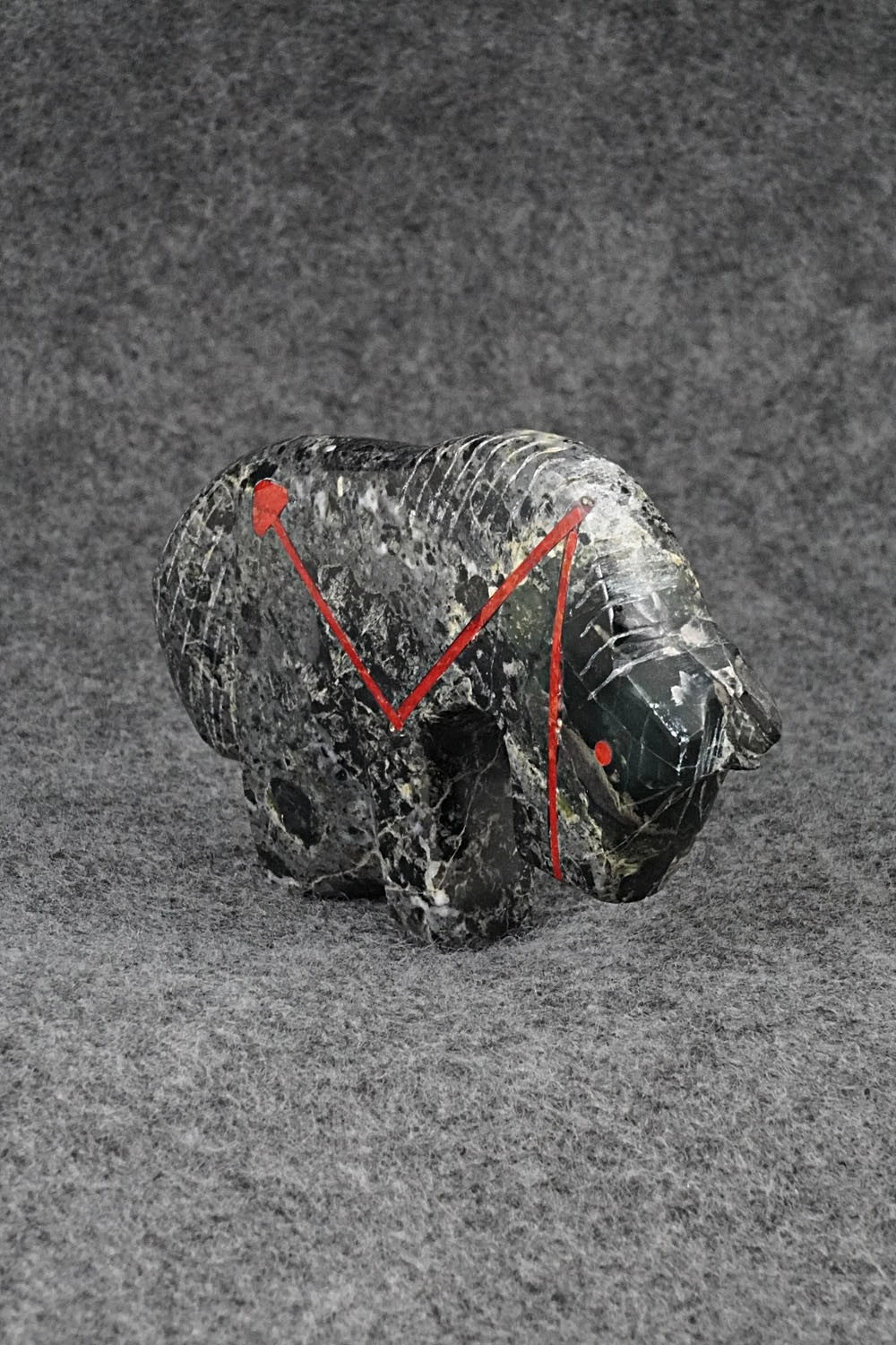 Horse Zuni Fetish Carving - Kenric Laiwakete