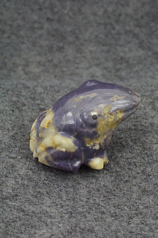 Frog Zuni Fetish Carving - Roy Davis