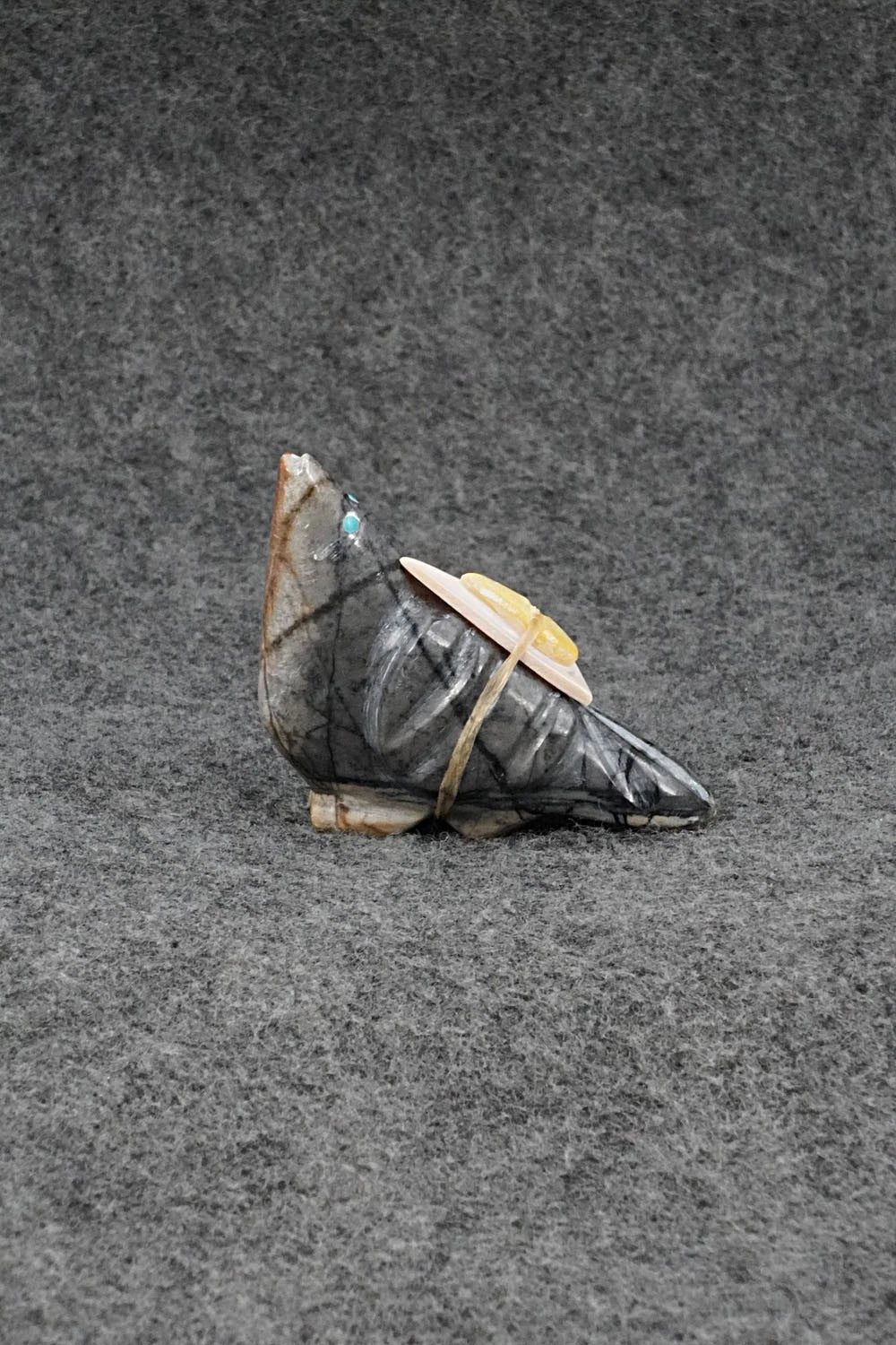 Bird Zuni Fetish Carving - Delvin Leekya