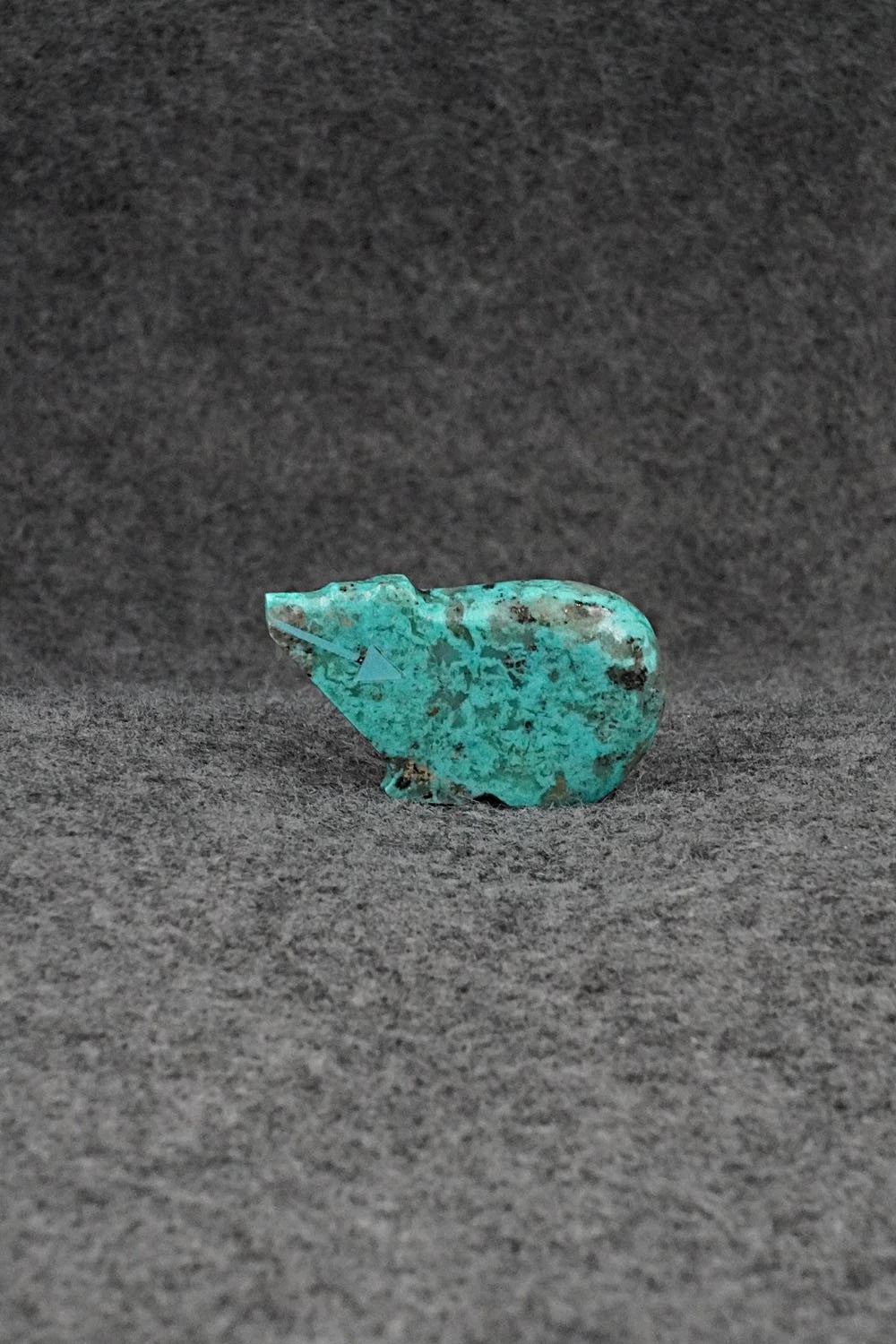 Bear Zuni Fetish Carving - Abby Quam Panteah