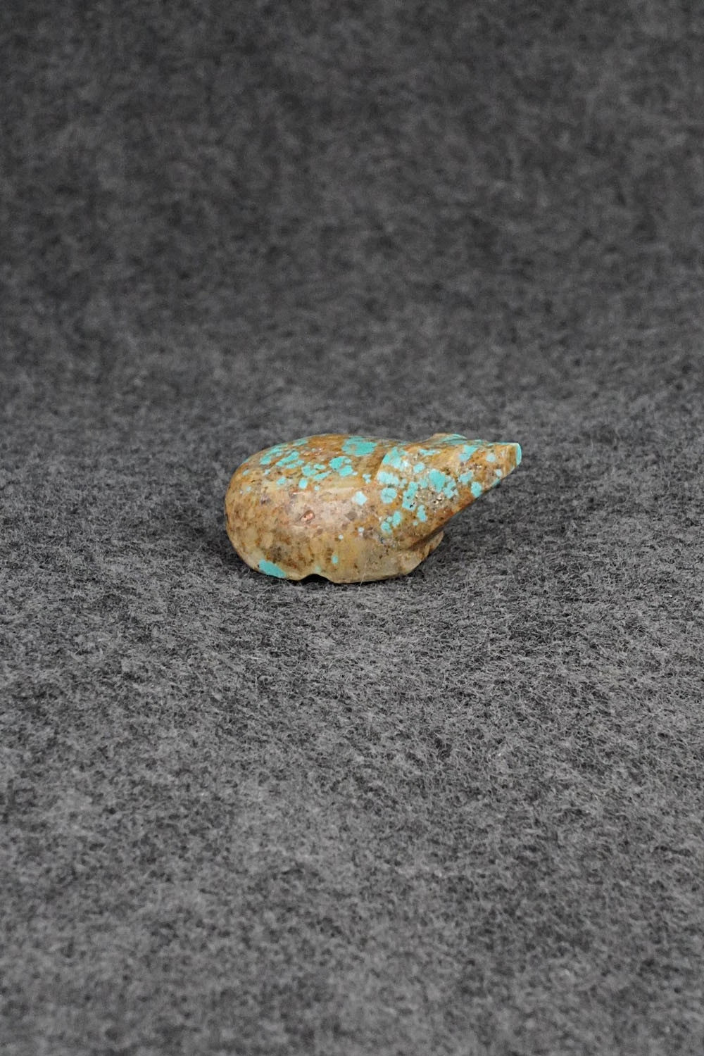 Bear Zuni Fetish Carving - Abby Quam Panteah