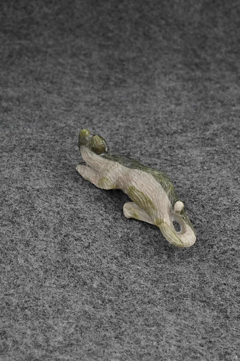 Mountain Lion Zuni Fetish Carving - Wilfred Cheama