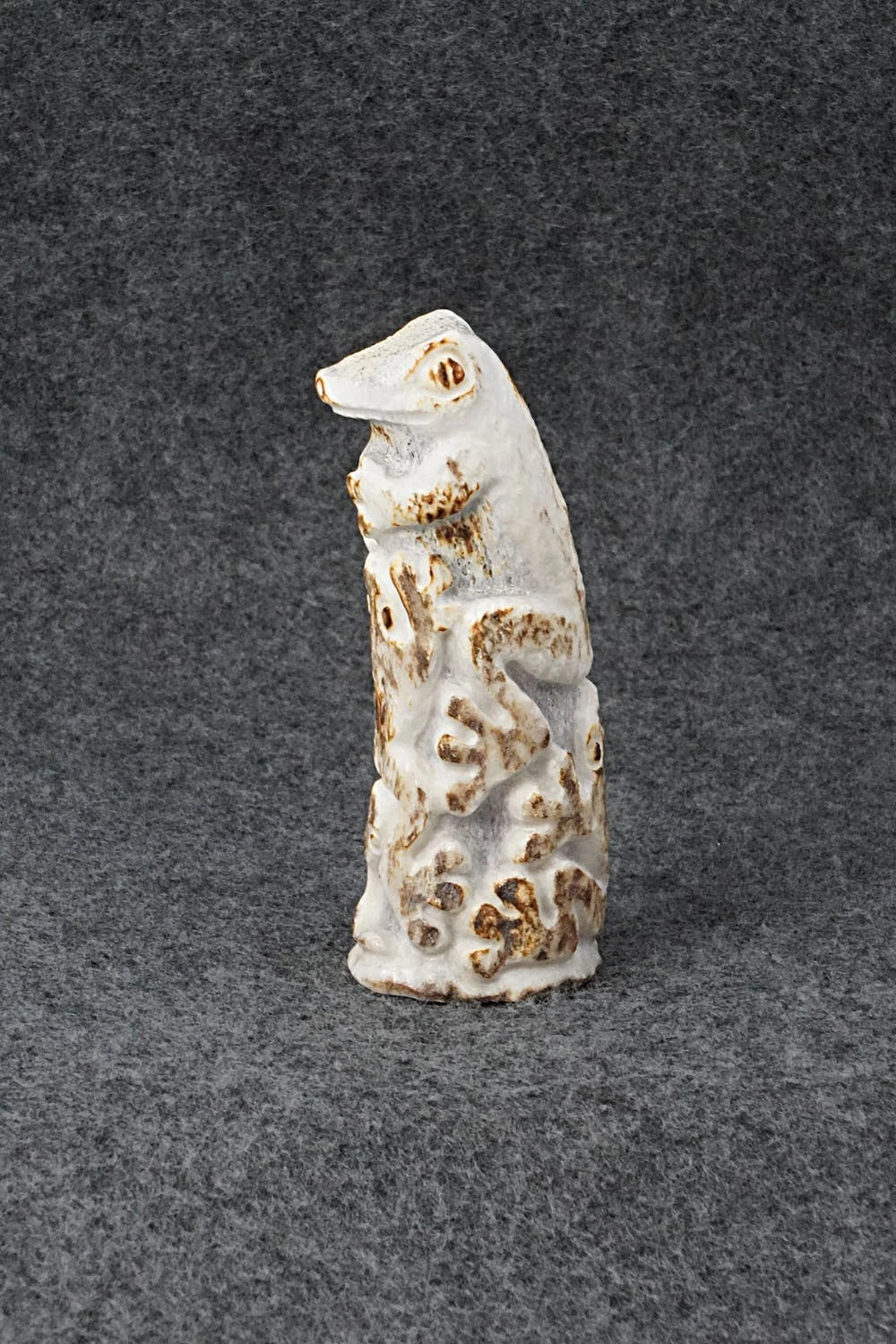 Frog Zuni Fetish Carving - Maxx Laate