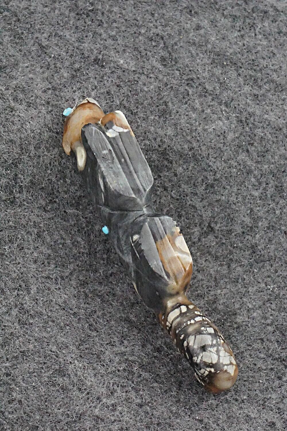 Mountain Lion Zuni Fetish Carving - Danette Laate