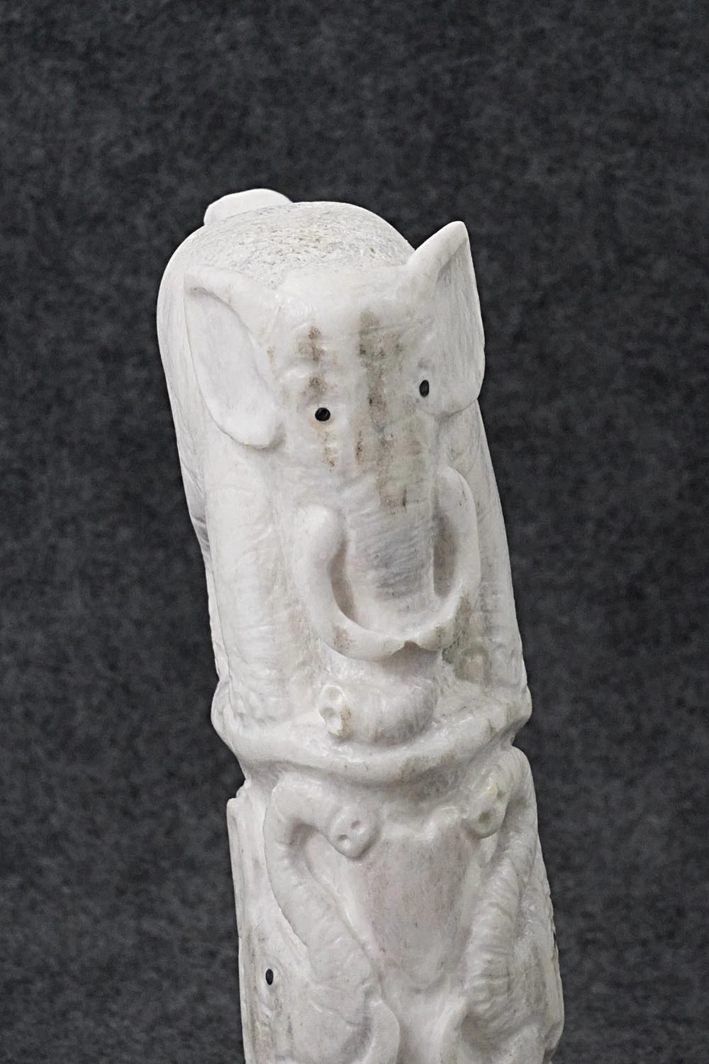 Elephant Zuni Fetish Carving - Maxx Laate