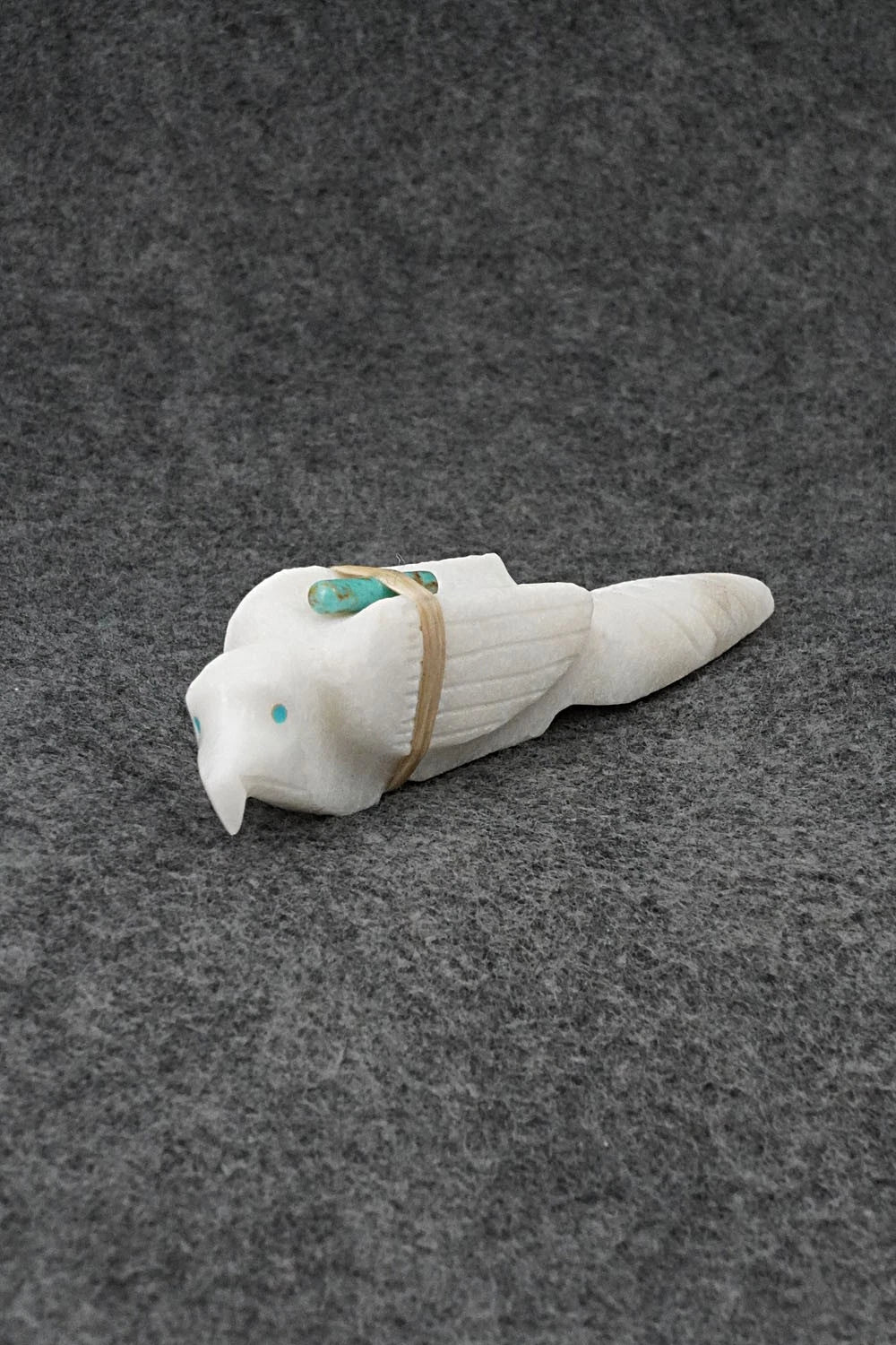 Eagle Zuni Fetish Carving - Herb Halate