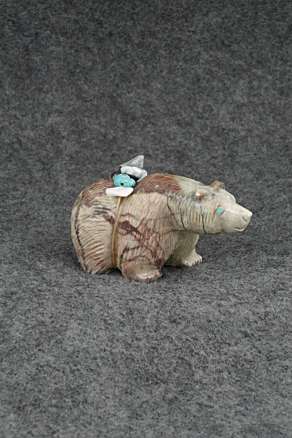 Bear Zuni Fetish Carving - Farlan & Paulette Quam