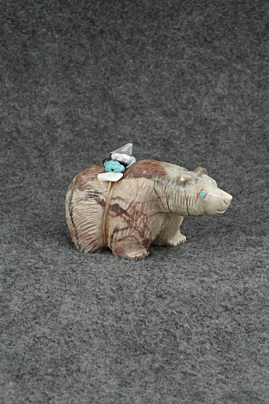 Bear Zuni Fetish Carving - Farlan & Paulette Quam