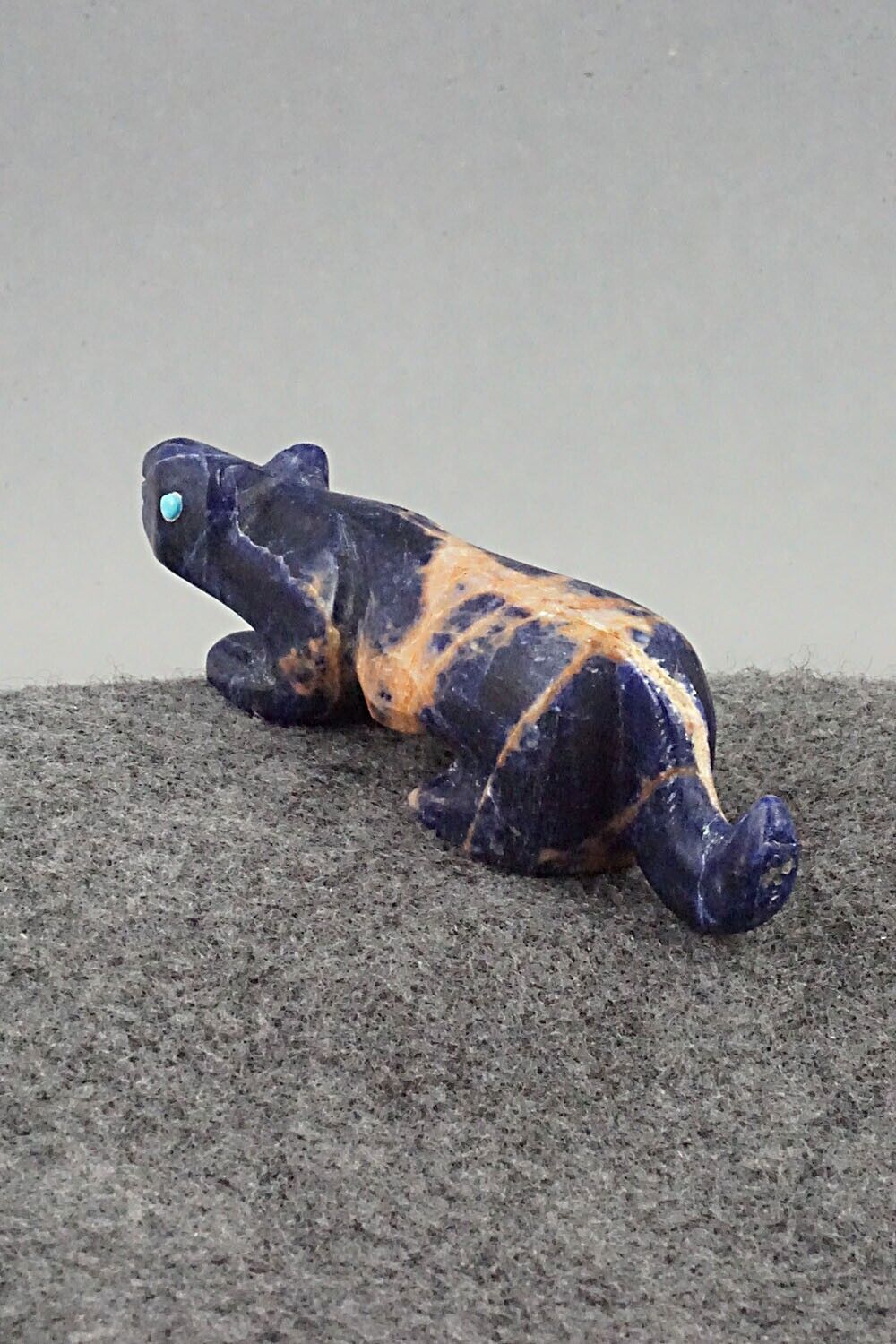 Mountain Lion Zuni Fetish Carving - Ronnie Lunasee