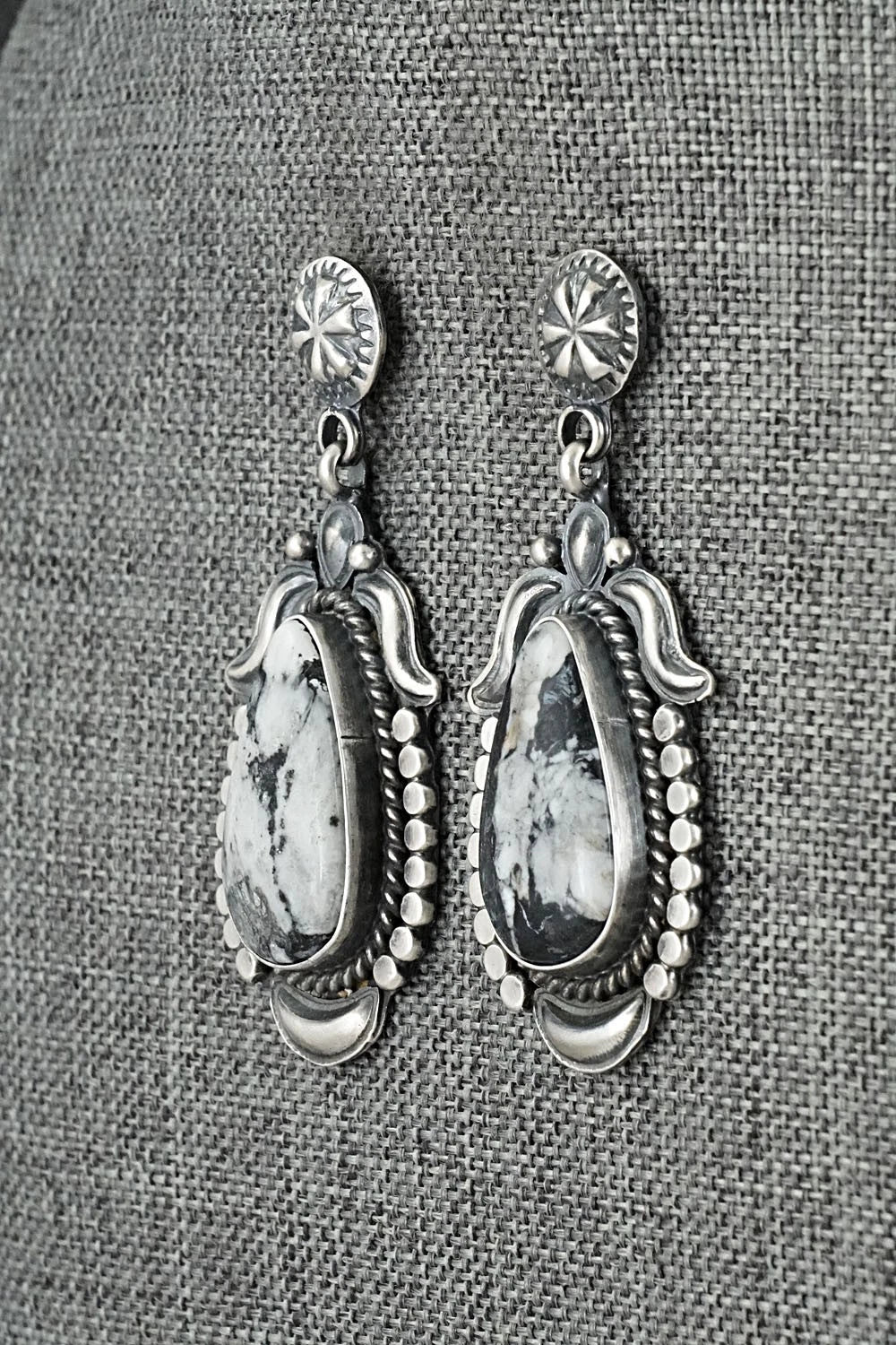 White Buffalo & Sterling Silver Squash Blossom Set - Raymond Delgarito